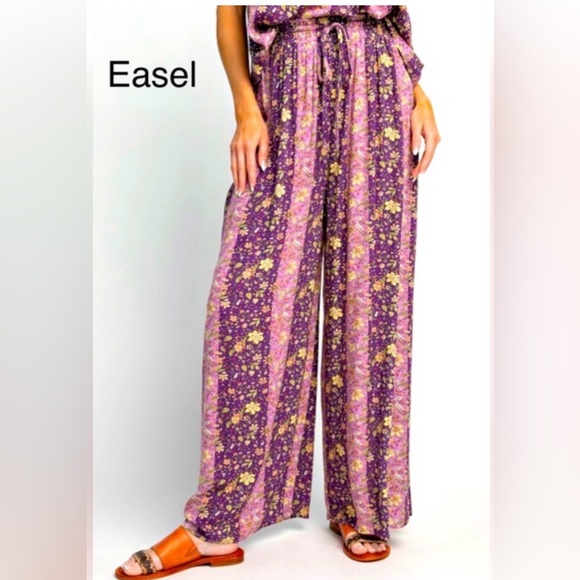 easel Pants - ⭐️NWT Easel Floral Wide Leg Flowy Pants⭐️